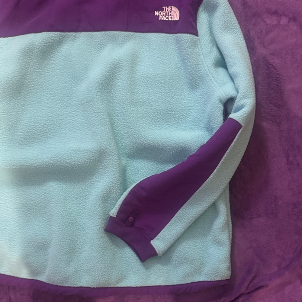 The North Face Purple and Teal Fleece Jacket - Picture 7 of 7